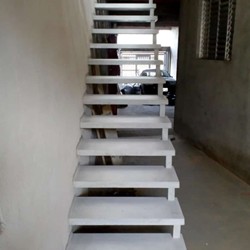 15-escada-reta-embutida - Casa da Escada