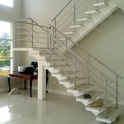 5- Corrimão em aço inox tubular