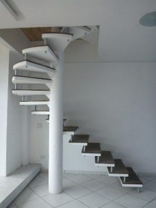 Escada Semi Caracol - Casa da Escada